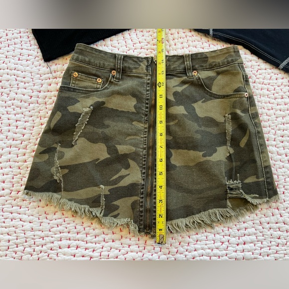 Dance Marvel Camo skirt - Picture 3 of 6